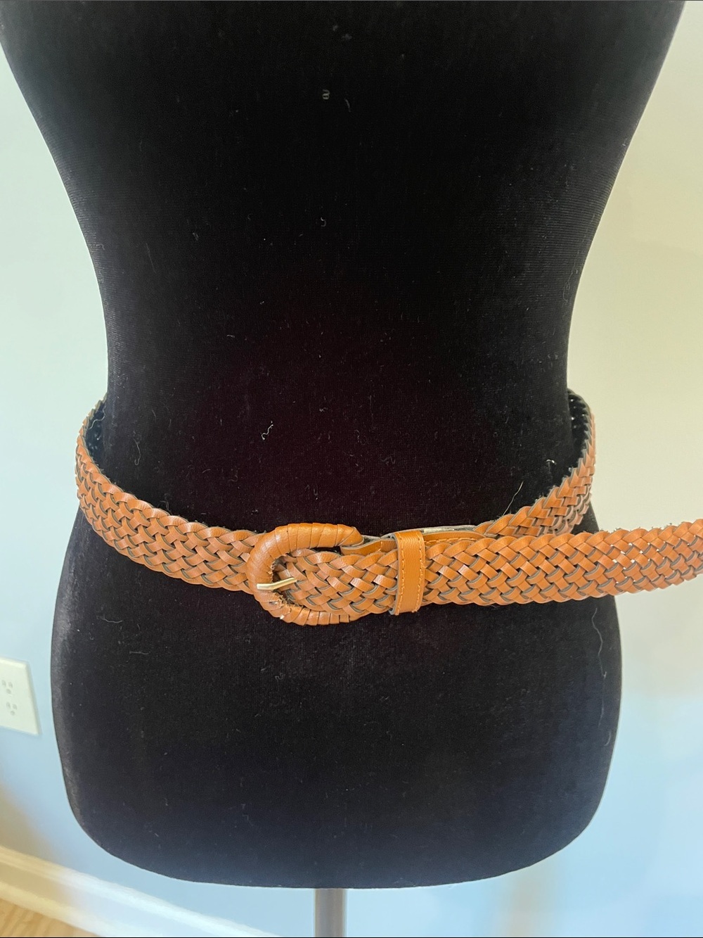Tan braided ladies belt like new